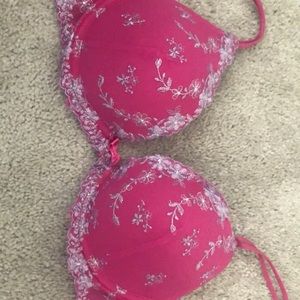 Pink push-up Bra with lavender lace detail